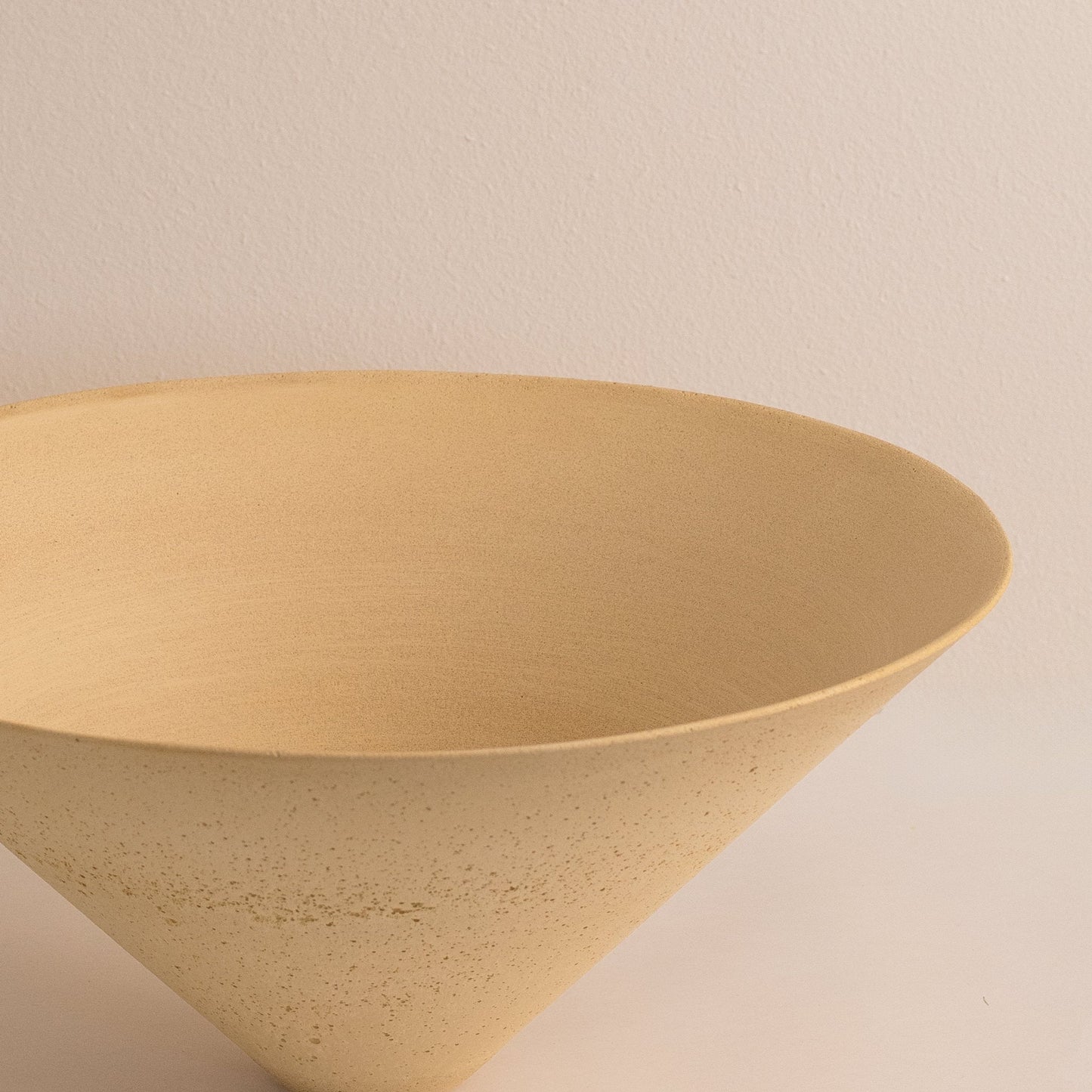 Large Rocco Light - Sand