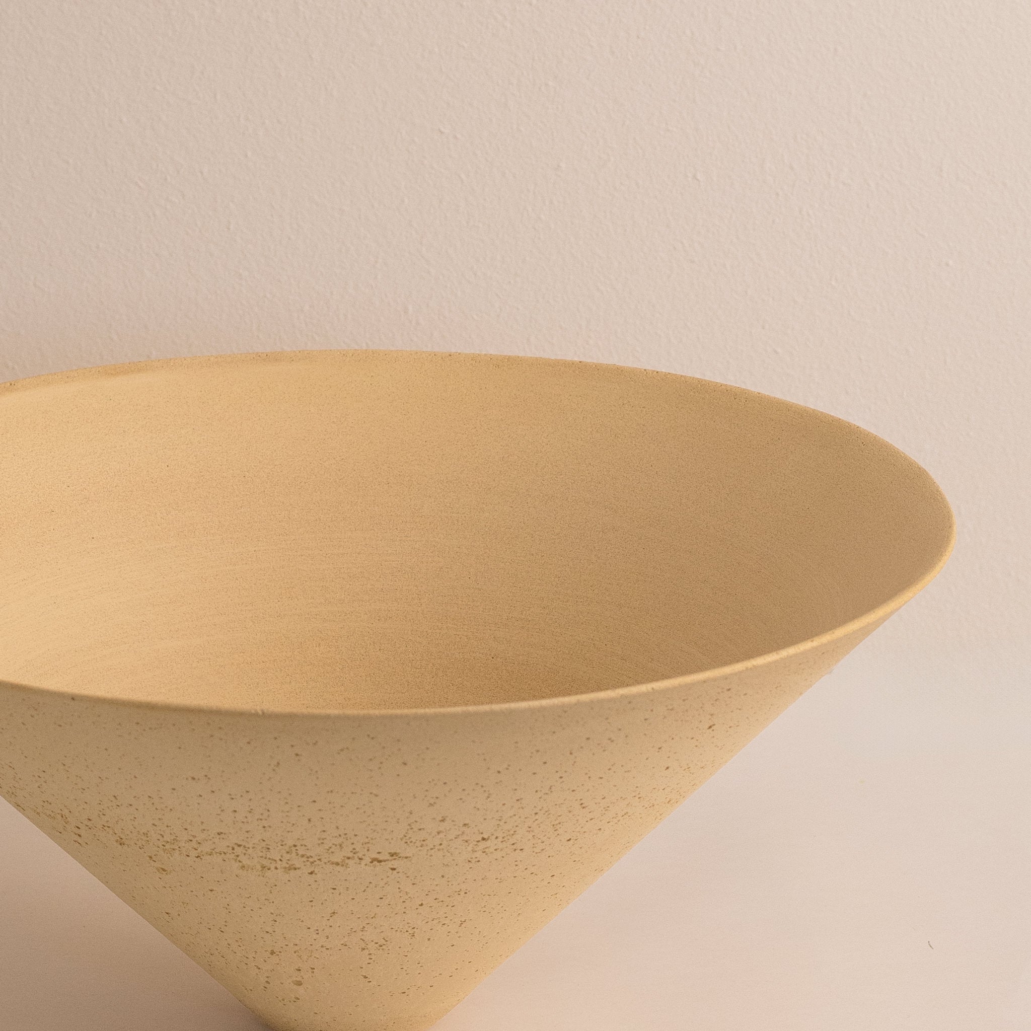 Large Rocco Light - Sand