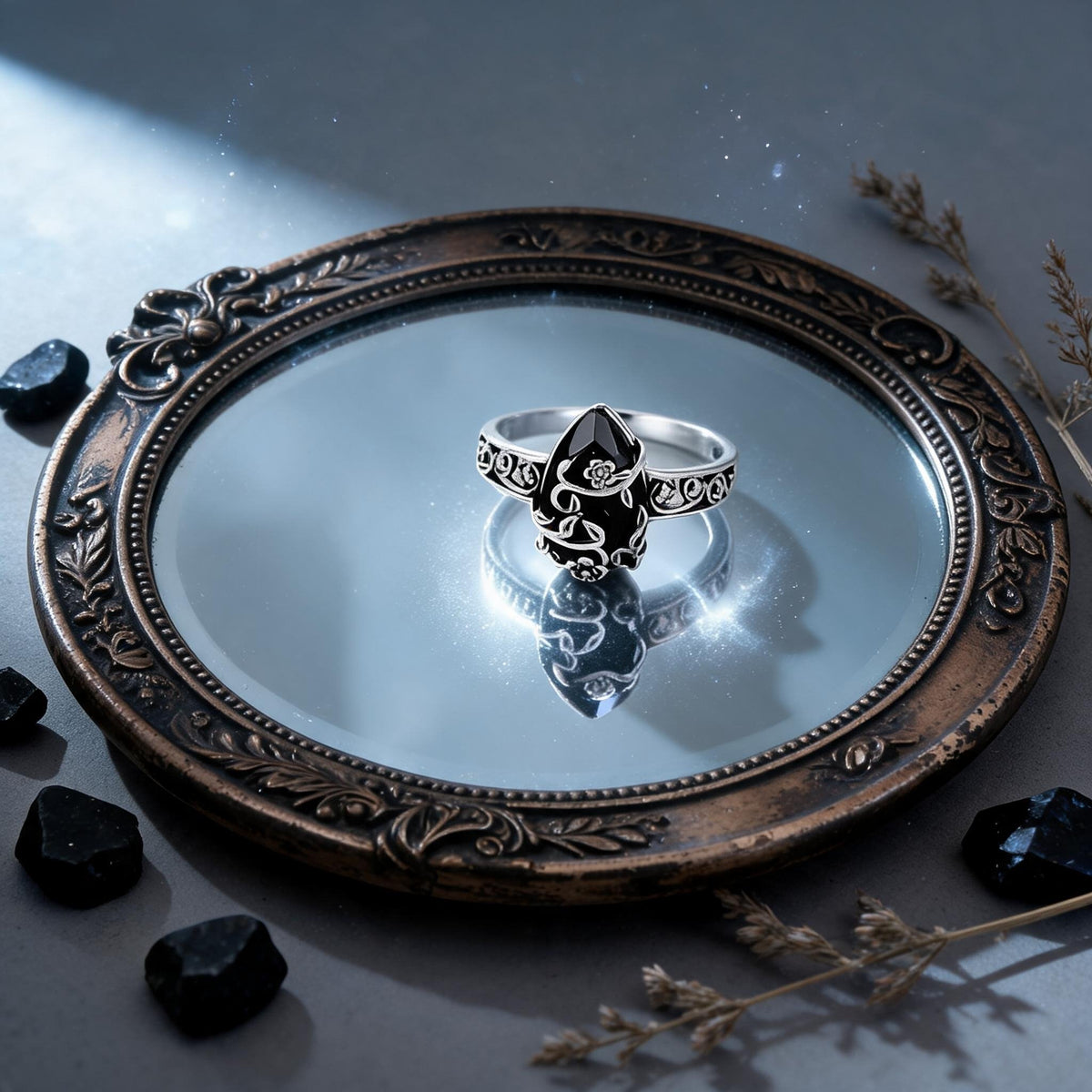 🖤 Vintage Vine Flower Obsidian Ring
